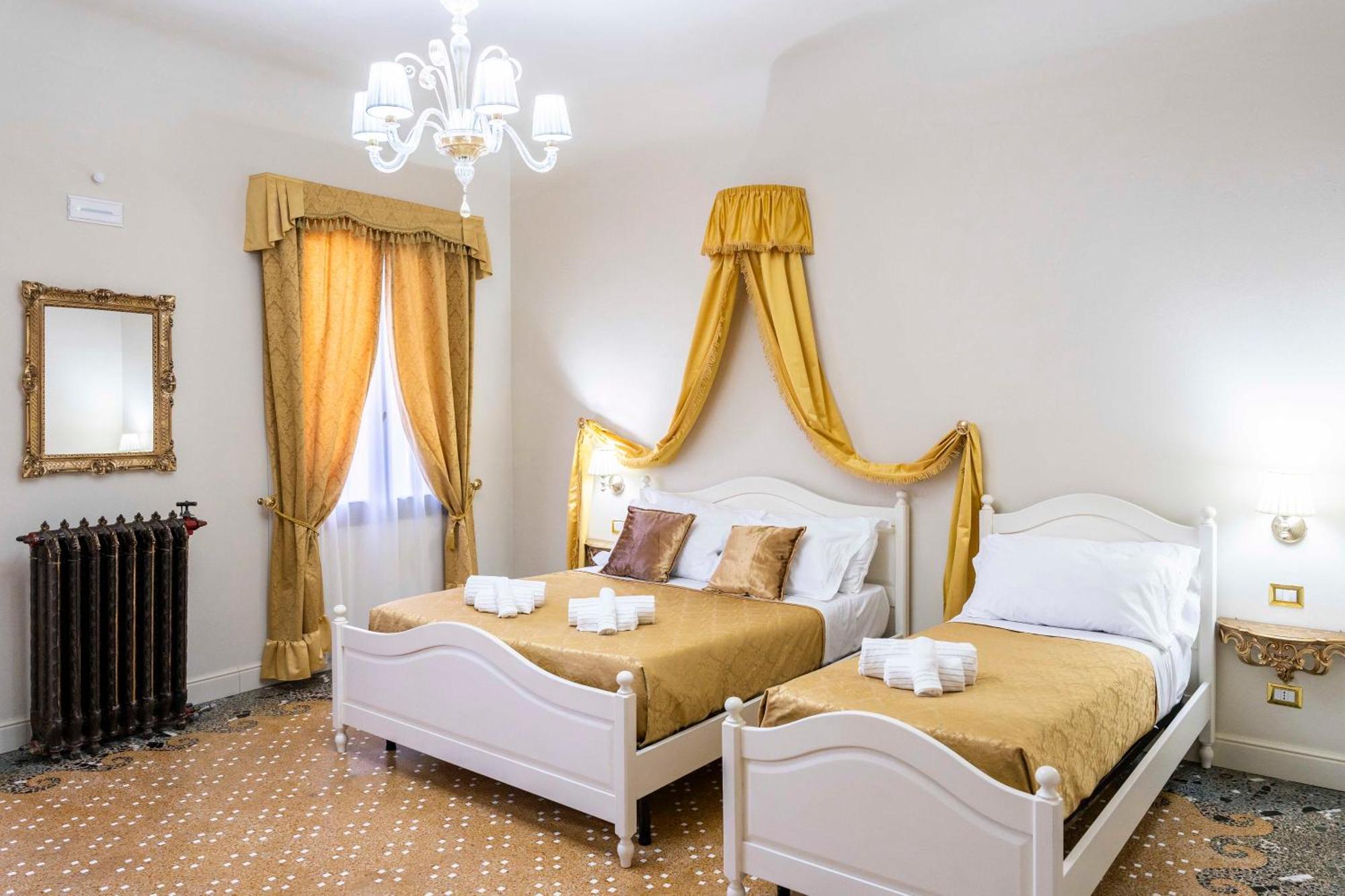 Palazzo Titti Rialto Suites Venedig Exteriör bild